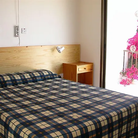 Bougainvillea 公寓式酒店 3*