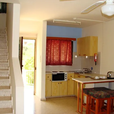 Bougainvillea Aparthotel Polis