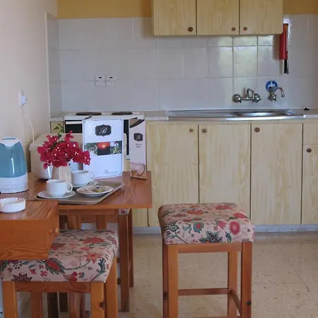 Bougainvillea Aparthotel Polis