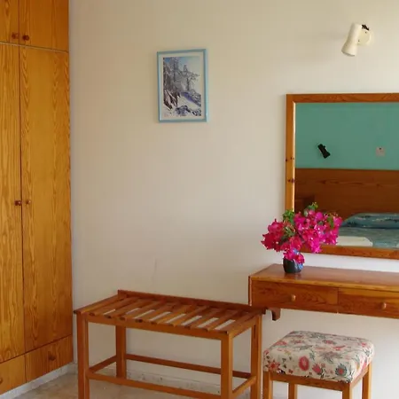 Bougainvillea Aparthotel Polis