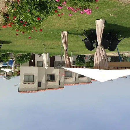 Aparthotel Bougainvillea