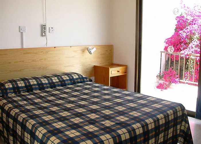 Bougainvillea Aparthotel 3*